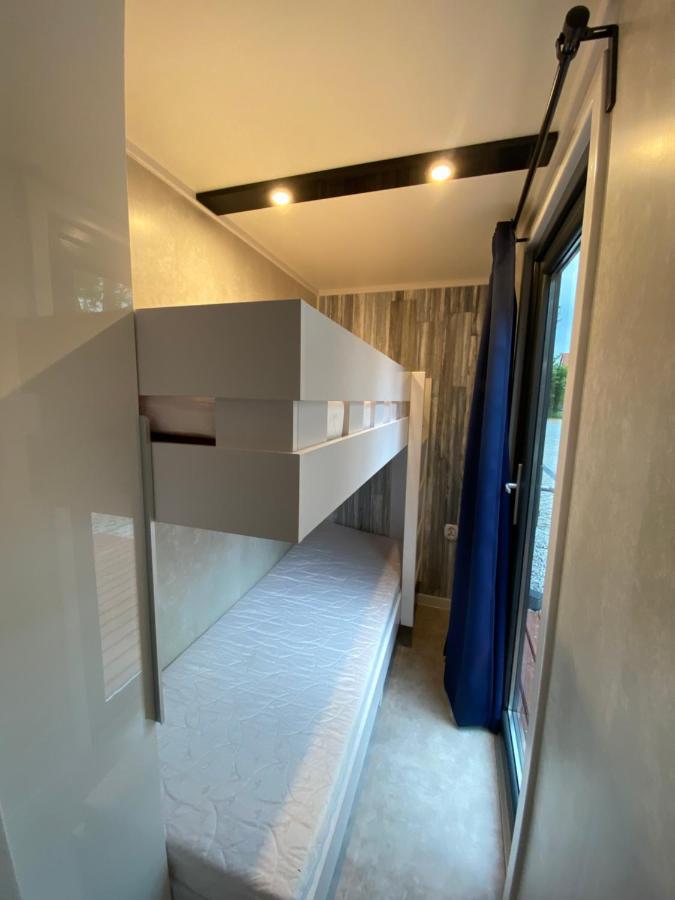 Domy Nad Morzem - Chata Pirata- Tiny House Dziwnów 外观 照片