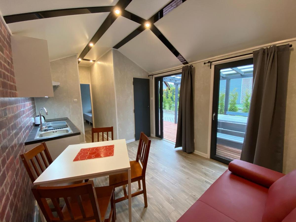 Domy Nad Morzem - Chata Pirata- Tiny House Dziwnów 外观 照片