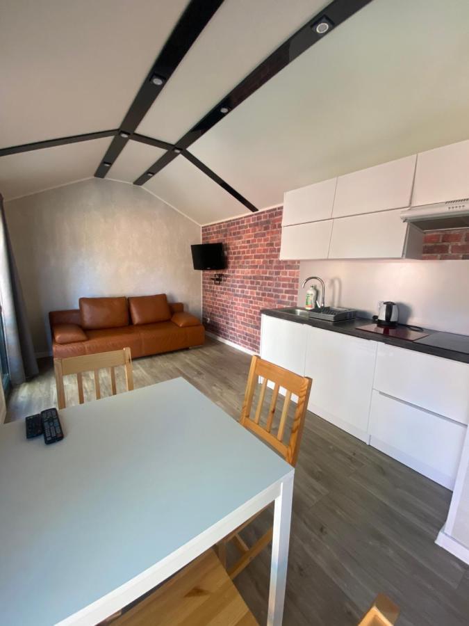 Domy Nad Morzem - Chata Pirata- Tiny House Dziwnów 外观 照片